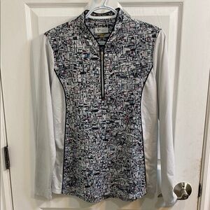Greg Norman Solar XP Women’s Long Sleeve Golf Quarter Zip Light Shirt Medium